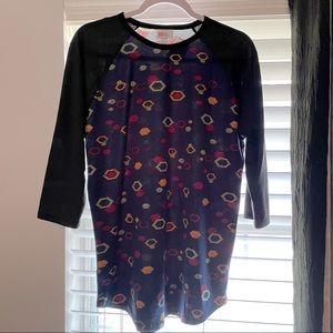 Baseball style blue / black tee